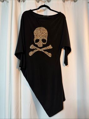 Symphony Whimsigoth Witchy Black Asymmetrical Tunic with Leopard Skull Accent B9